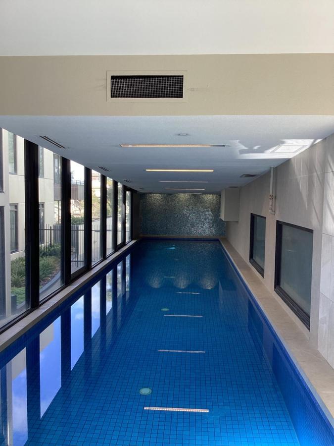 In The Heart Of Port Melbourne Appartement Buitenkant foto